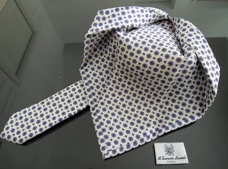 Different Types of Neckties & How to Use Them 7 fold